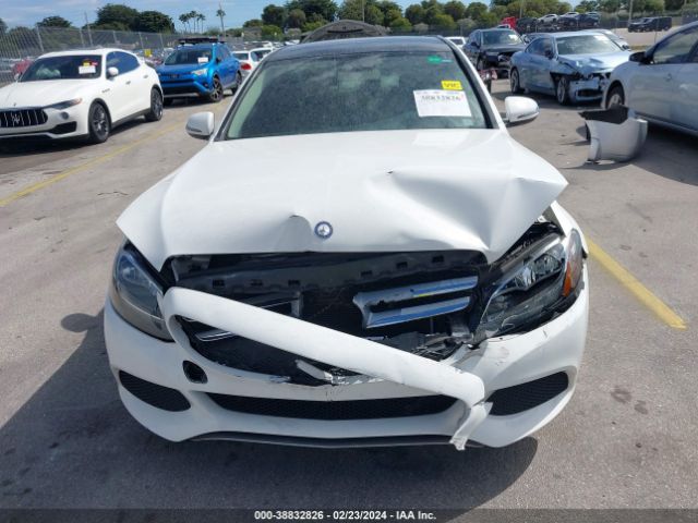 55SWF4JB7HU192738 Mercedes-Benz C 300 Luxury/sport