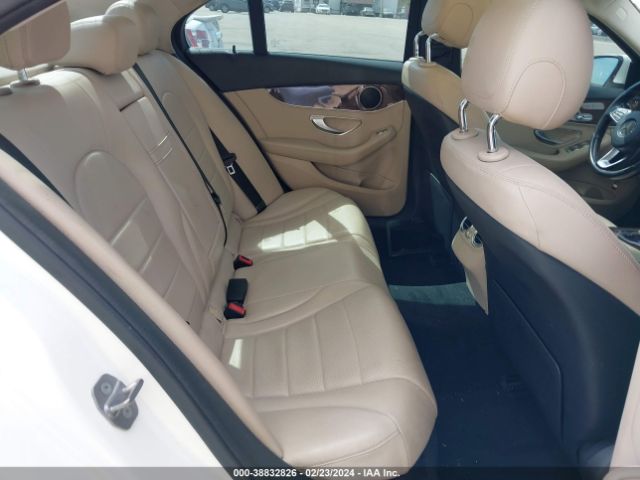 55SWF4JB7HU192738 Mercedes-Benz C 300 Luxury/sport