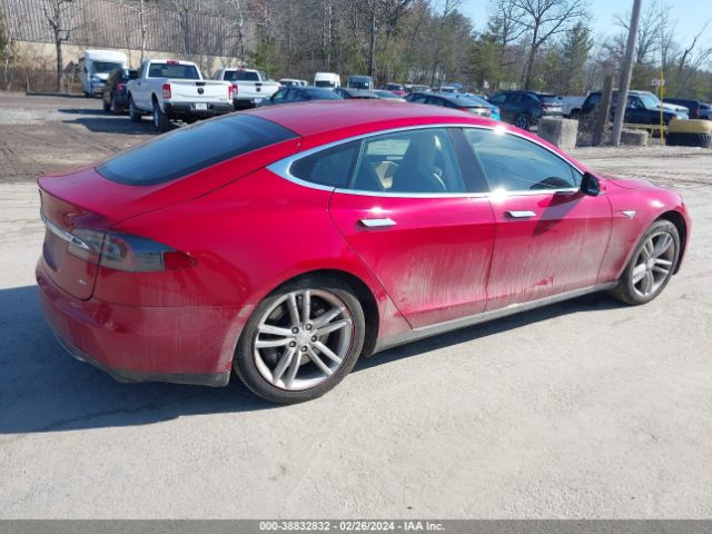 5YJSA1H15EFP57350 Tesla Model S P85