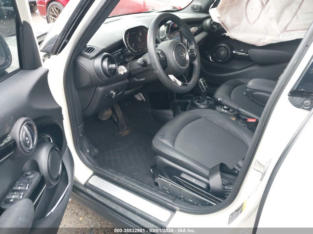 2021 MINI HARDTOP WMWXU7C00M2P41148 Photo 4