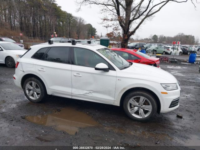 WA1ANAFY1J2018886 Audi Q5 2.0t Premium/2.0t Tech Premium