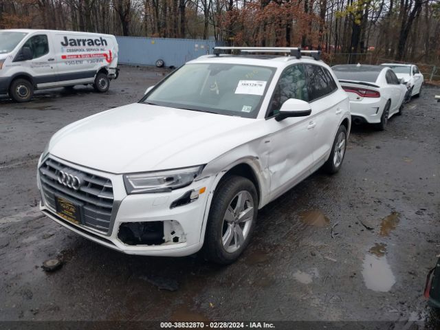 WA1ANAFY1J2018886 Audi Q5 2.0t Premium/2.0t Tech Premium