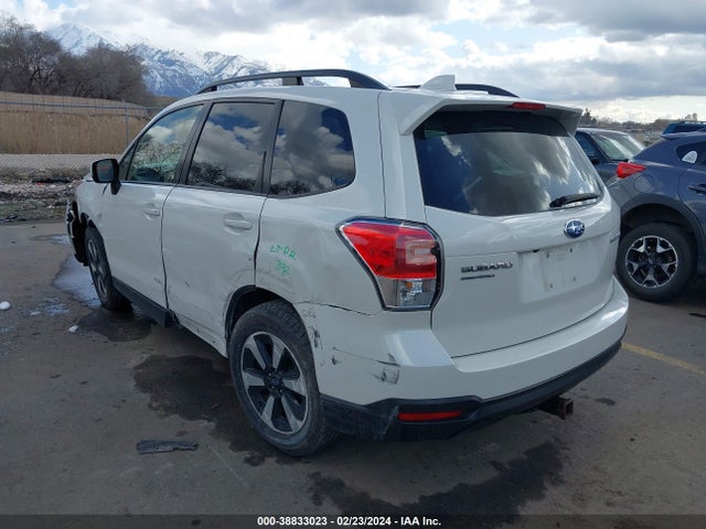 Subaru Forester 2.5i Premium 2018 JF2SJAEC9JH441838 Image 3