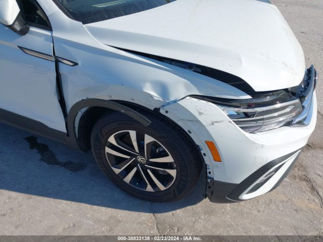 3VVRB7AX8PM076533 Volkswagen Tiguan 2.0t S