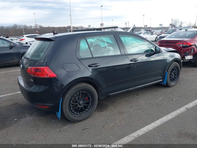 3VW217AU3FM037093 Volkswagen Golf Tsi S 4-door