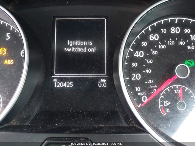 3VW217AU3FM037093 Volkswagen Golf Tsi S 4-door
