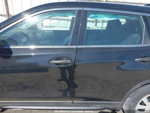 5N1AT2MT9LC742956 Nissan Rogue S Fwd