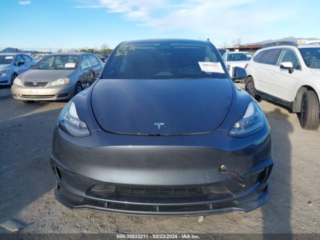 5YJYGDED7MF107118 Tesla Model Y Standard Range Rear-wheel Drive