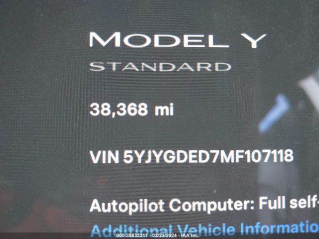 5YJYGDED7MF107118 Tesla Model Y Standard Range Rear-wheel Drive