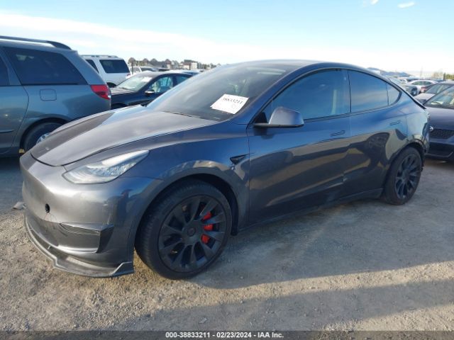 5YJYGDED7MF107118 Tesla Model Y Standard Range Rear-wheel Drive