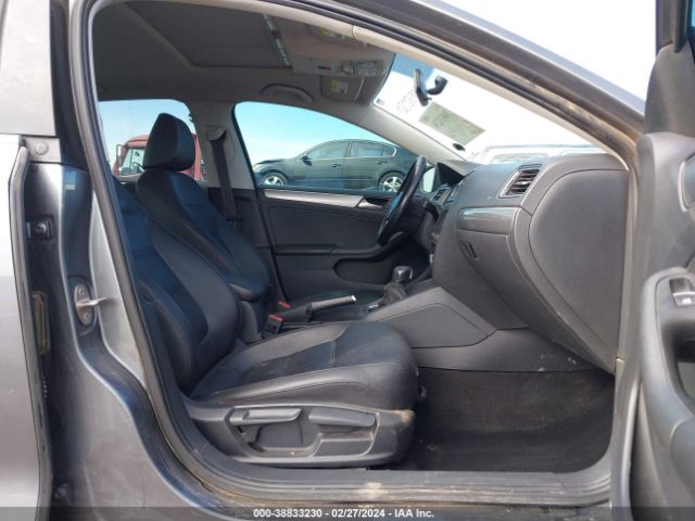 3VWD17AJ8FM424964 Volkswagen Jetta 1.8t Se