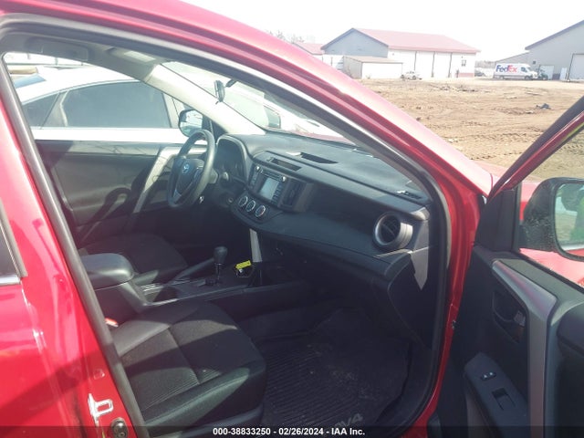 Toyota RAV4 LE 2016 2T3BFREV4GW524189 Image 5