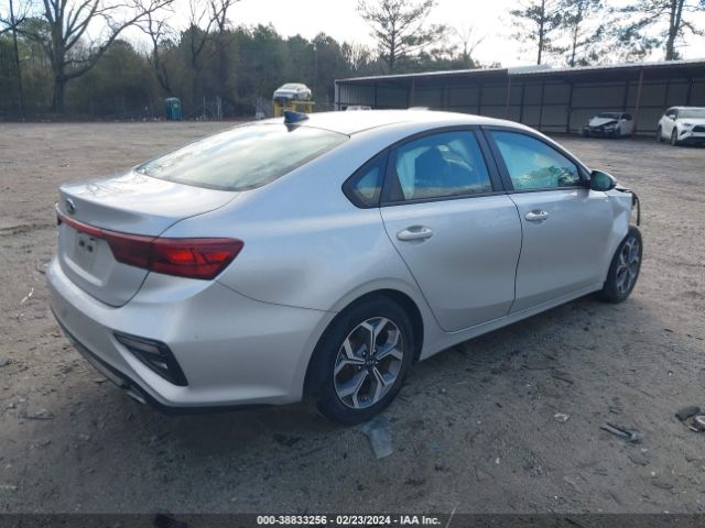 3KPF24ADXLE147743 KIA Forte Lxs