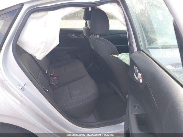 3KPF24ADXLE147743 KIA Forte Lxs