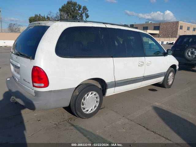 2000 DODGE GRAND CARAVAN SE VIN: 1B4GP44R8YB742881