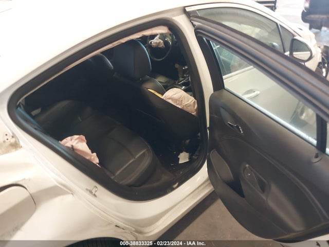 Chevrolet Cruze Premier Auto 2018 1G1BF5SM5J7221292 Image 8