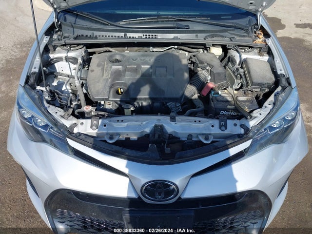 Toyota COROLLA SE 2018 5YFBURHE3JP779788 Image 10