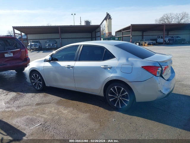 Toyota COROLLA SE 2018 5YFBURHE3JP779788 Image 14