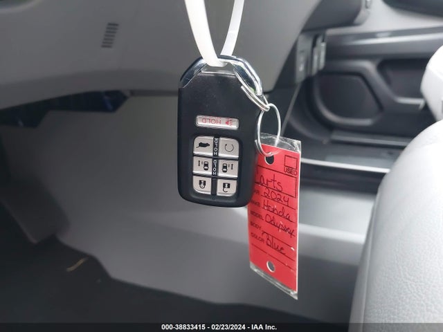 Honda Odyssey Touring 2024 5FNRL6H8XRB029368 Image 11
