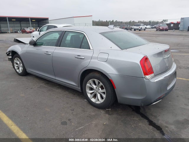 2C3CCAAGXFH875780 Chrysler 300 Limited