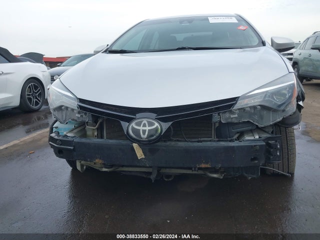 Toyota COROLLA LE 2018 5YFBURHE1JP803151 Image 6