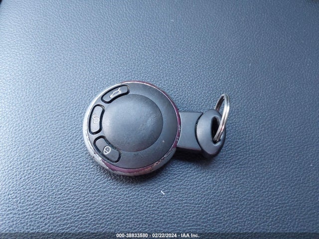 2011 MINI COOPER S WMWZP3C53BTX83261 Photo 10