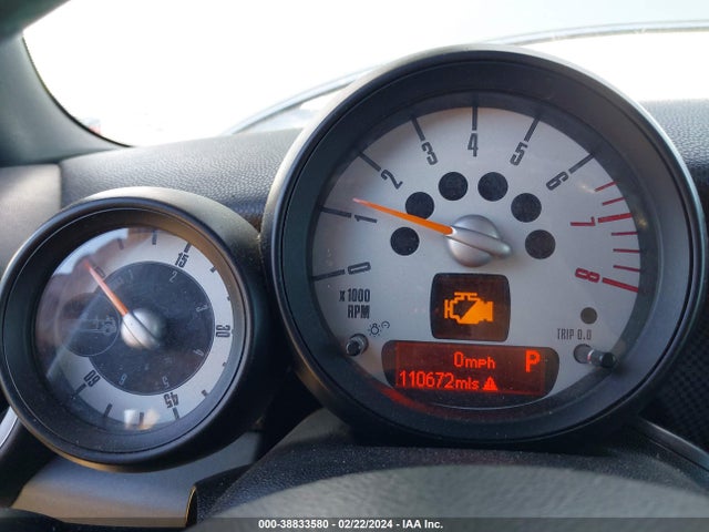 2011 MINI COOPER S WMWZP3C53BTX83261 Photo 6