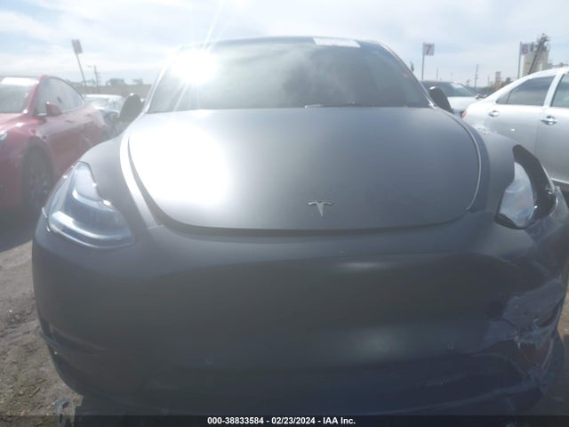 7SAYGDEF3NF404604 Tesla Model Y Performance Dual Motor All-wheel Drive
