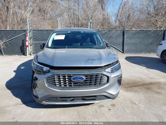 1FMCU0GN0PUA45358 Ford Escape Active