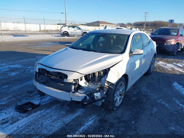 Chevrolet MALIBU 1LT 2014 1G11C5SL9EF188787 Image 2