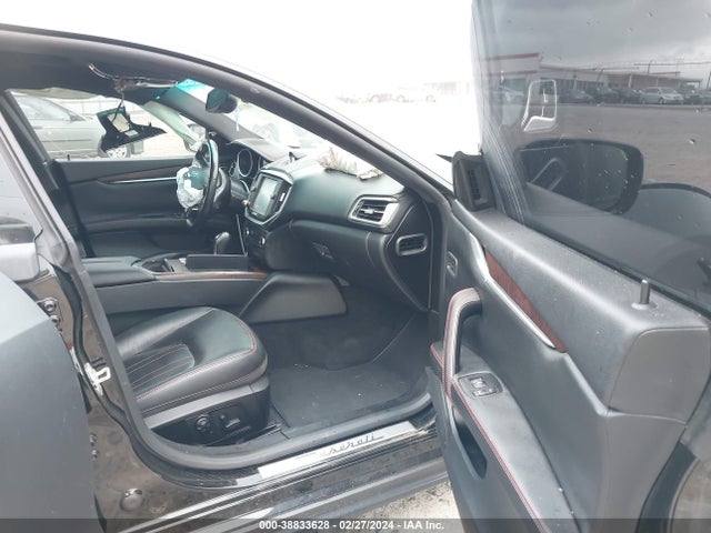 ZAM57RTA7G1176456 Maserati Ghibli S/q4