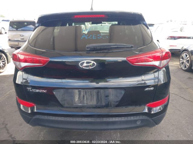 KM8J2CA47JU775077 Hyundai TUCSON SE