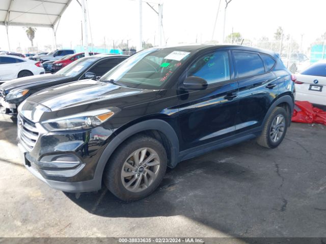 KM8J2CA47JU775077 Hyundai TUCSON SE