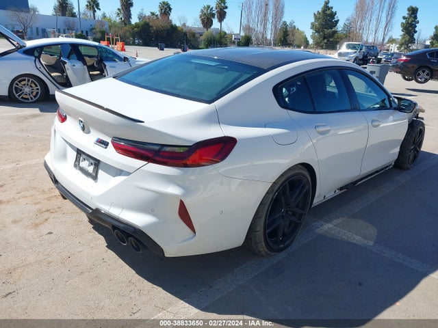 BMW M8 Gran Coupe Competition 2022 WBSGV0C03NCJ26413 Image 4