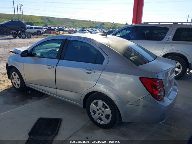 Chevrolet SONIC LS 2015 1G1JA5SH8F4128630 Image 15