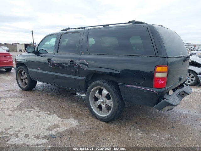 2003 CHEVROLET SUBURBAN 3GNEC16T33G329349 Photo 2
