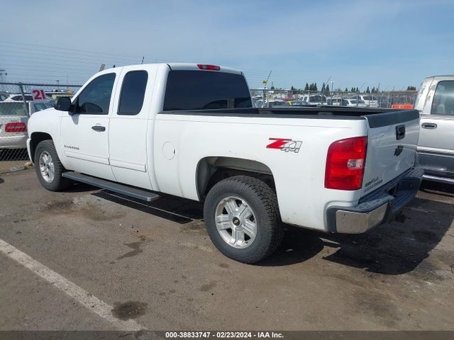 2010 CHEVROLET SILVERADO 1500 LT VIN: 1GCSKSE38AZ207847