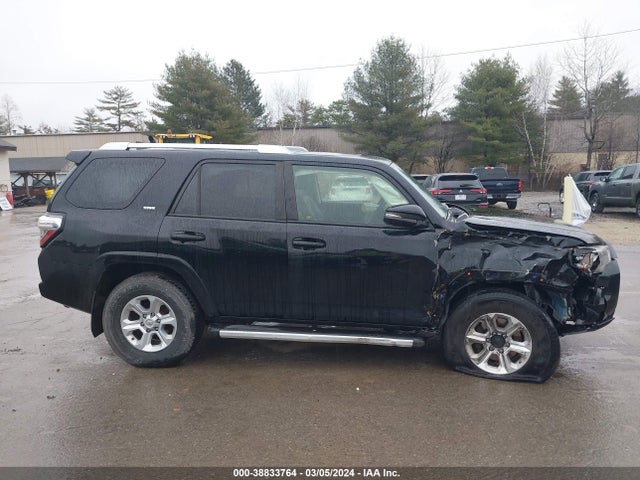 Toyota 4runner Sr5 Premium 2018 JTEBU5JR4J5585897 Image 13
