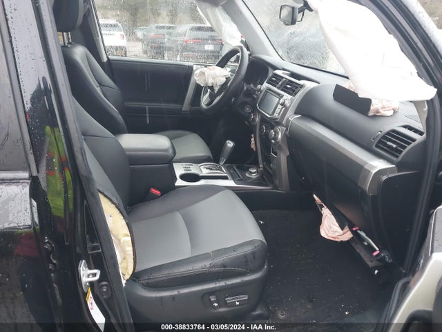Toyota 4runner Sr5 Premium 2018 JTEBU5JR4J5585897 Image 5
