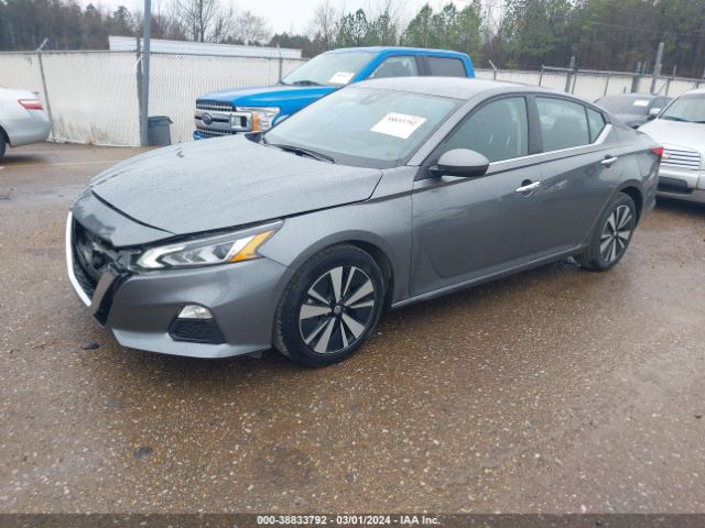 1N4BL4DV5NN382197 Nissan Altima Sv Fwd