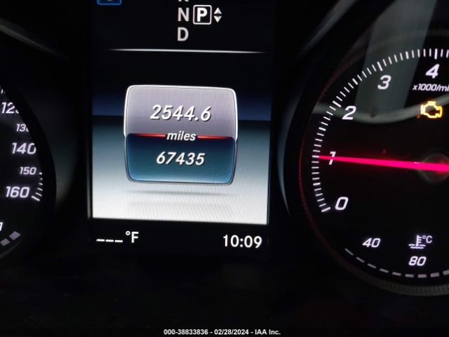 55SWF4KB0FU015802 Mercedes-Benz C 300 4matic/luxury 4matic/sport 4matic