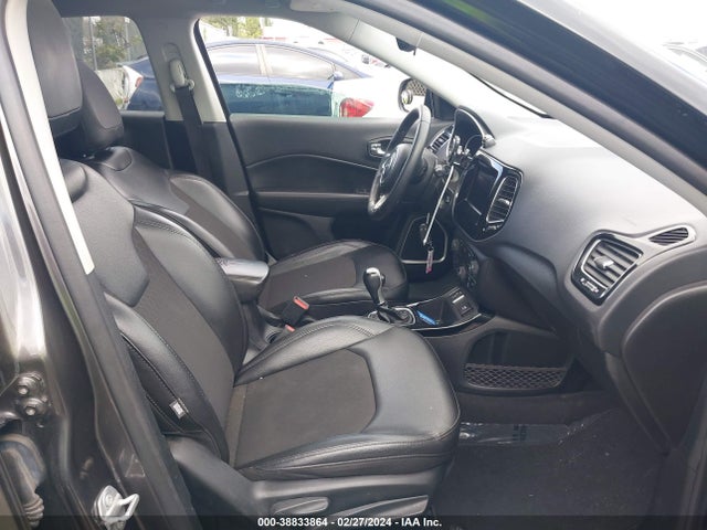 3C4NJCBB1LT151164 Jeep Compass Altitude Fwd