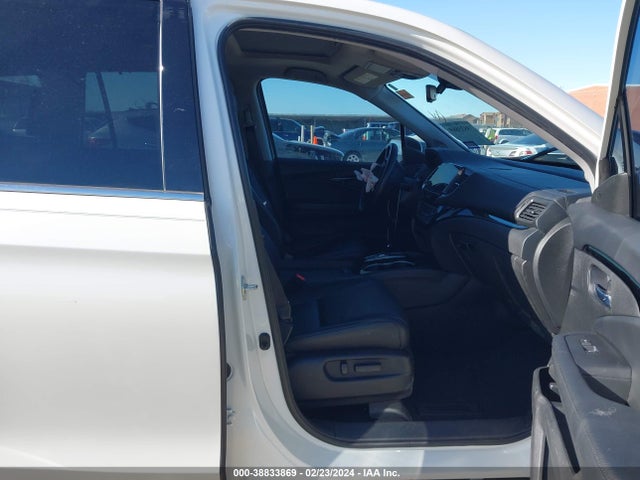 Honda Pilot Touring 2019 5FNYF5H60KB020731 Image 5