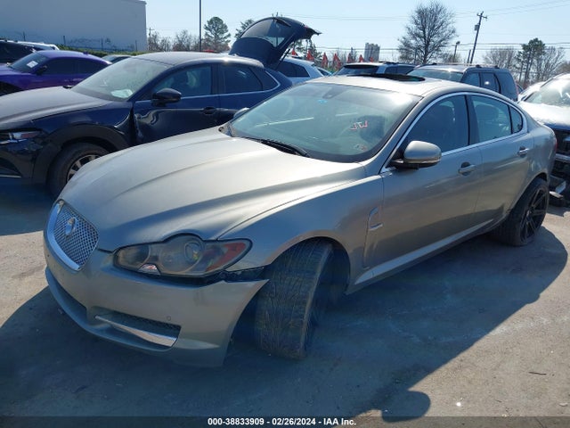 2010 JAGUAR XF SAJWA0HE4AMR62059 Photo 1