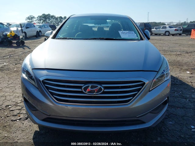 Hyundai SONATA SE 2016 5NPE24AF4GH322177 Image 13