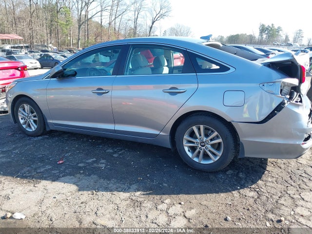 Hyundai SONATA SE 2016 5NPE24AF4GH322177 Image 15
