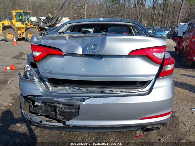 Hyundai SONATA SE 2016 5NPE24AF4GH322177 Image 17