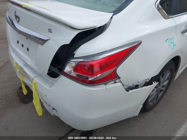 Nissan Altima 2.5 S 2015 1N4AL3AP9FC207749 Image 12