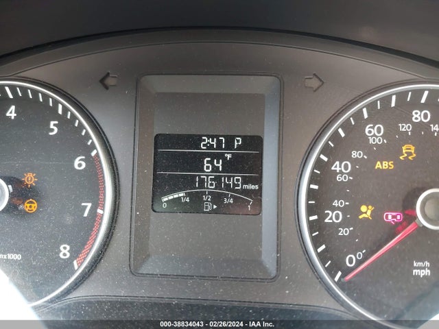 3VWD07AJ4EM226223 Volkswagen Jetta 1.8t Se