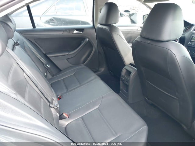 3VWD07AJ4EM226223 Volkswagen Jetta 1.8t Se
